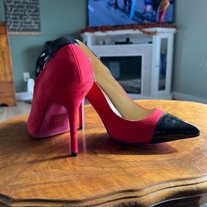 Shoedazzle, red with black patent accents, Size 11 4” heels.